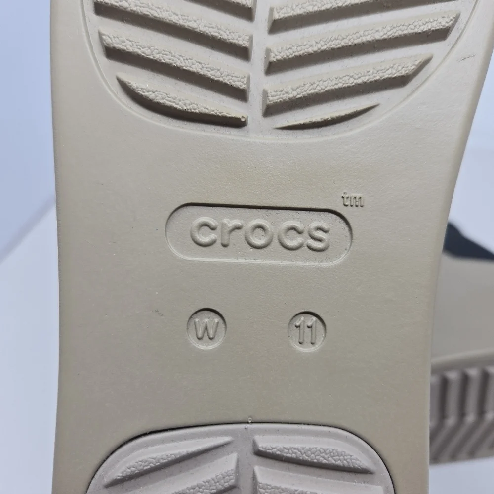 CROCS brooklyn adj